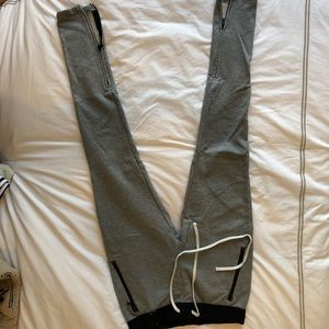 Fear Of God men’s grey cotton drawstring joggers